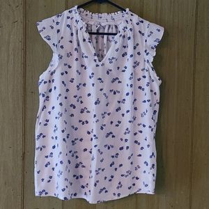 Old Navy white & blue floral cotton blouse